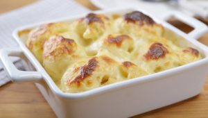 Step-by-Step Guide to Preparing Cauliflower Cheese